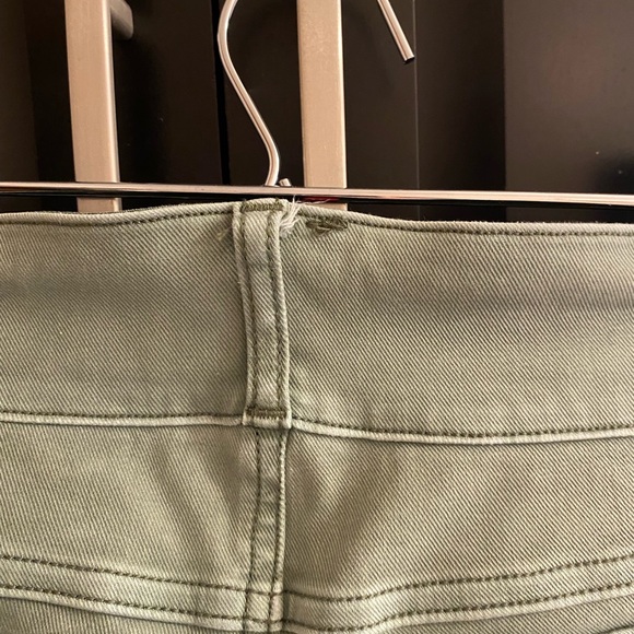 SPANX Stretch Twill Cargo Pants - Picture 3 of 7